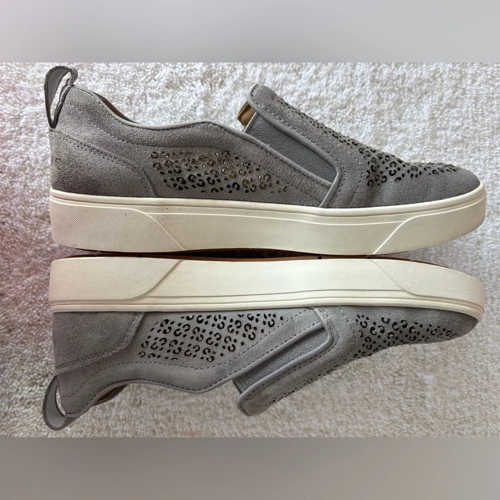 Vionic Women’s Kimmie Perf Slip-On Supportive Sneaker-Size: 8-Color: Gray Suede